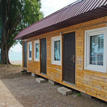 Guest House Tri Topolya Lidzava Екстериор снимка