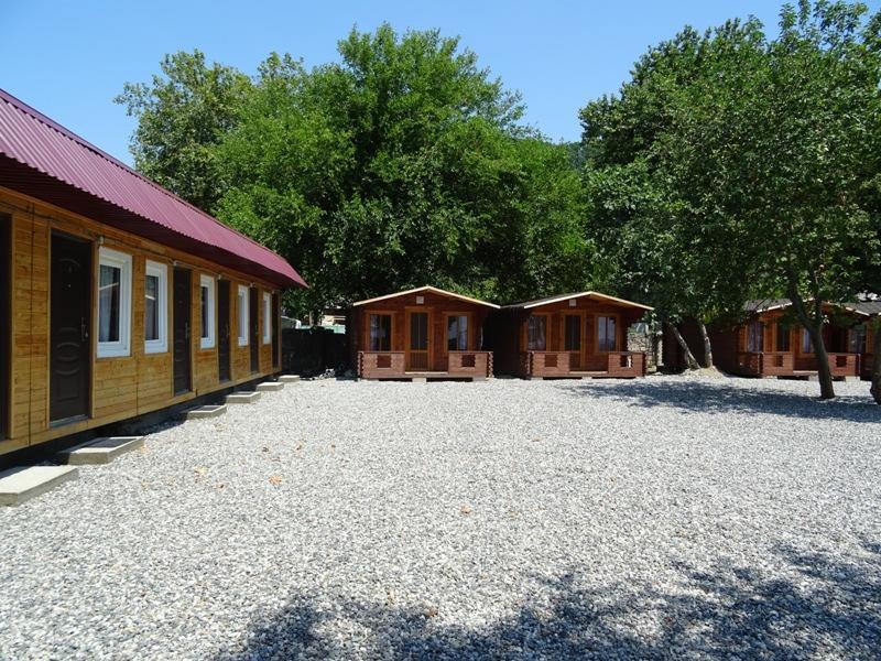 Guest House Tri Topolya Lidzava Екстериор снимка